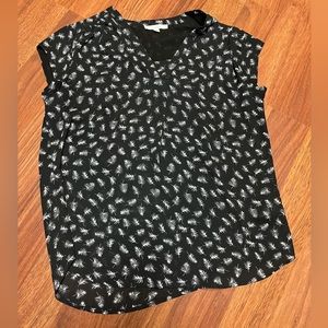 Fun 2 Fun Lillian V Neck Blouse - Large